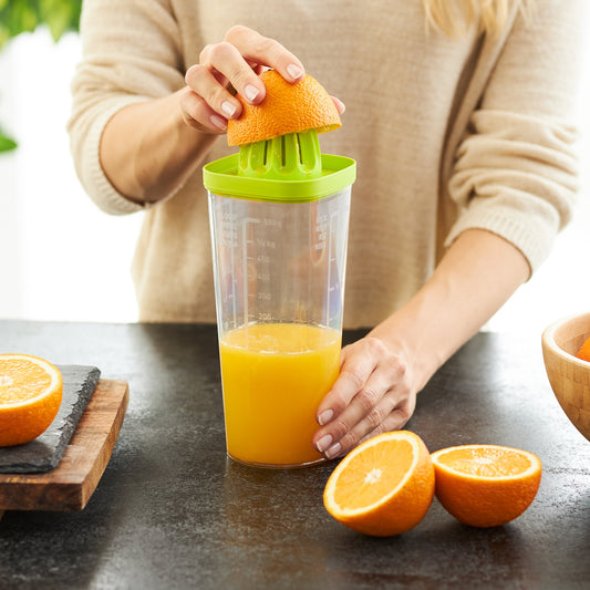 Multifunctional Shaker/Citrus Juicer 1L l LOFT